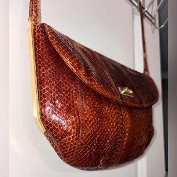 ALNI Spanish Artisan Python Shoulder Bag - Rare Gold Metal Frame Detail - Picture 4 of 15